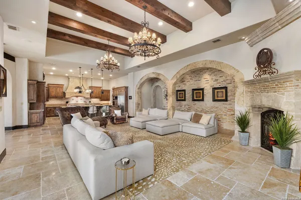 $5,470,000 | 210 Riverwood, Boerne, TX 78006