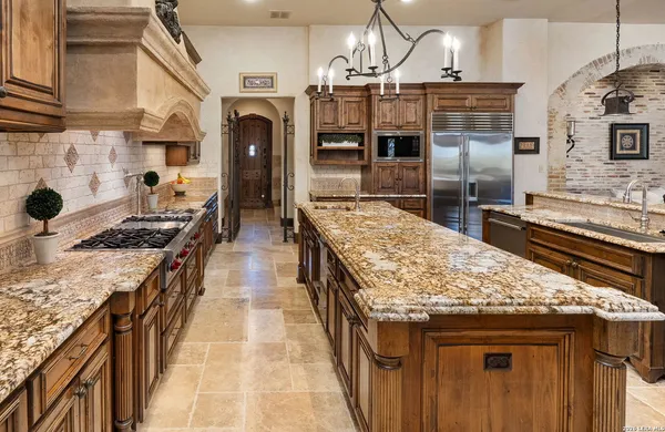 $5,470,000 | 210 Riverwood, Boerne, TX 78006