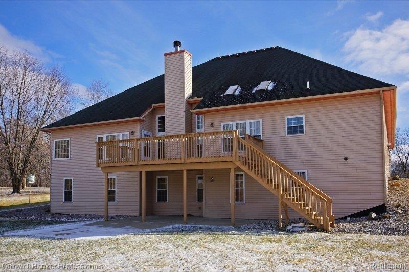 1843 East Coon Lake Road Howell, MI 48843 - Photo 23 of 25 Deck.JPG