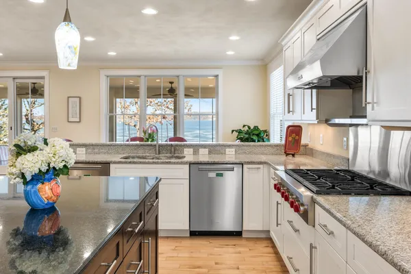 $3,849,000 | W3024 Longview Green Lake, Markesan, WI 53946