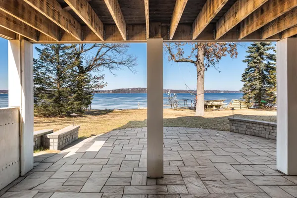 $3,849,000 | W3024 Longview Green Lake, Markesan, WI 53946