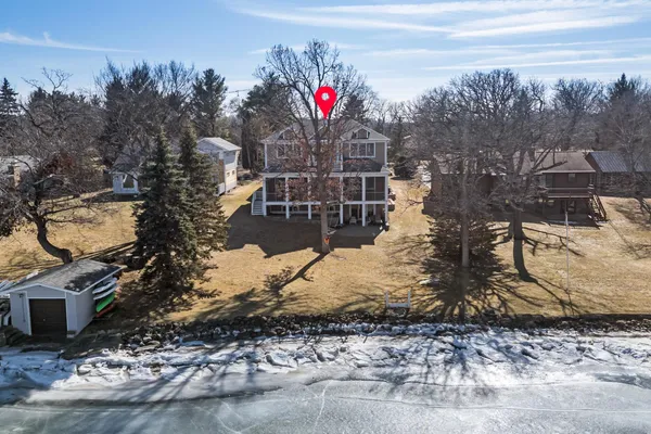 $3,849,000 | W3024 Longview Green Lake, Markesan, WI 53946
