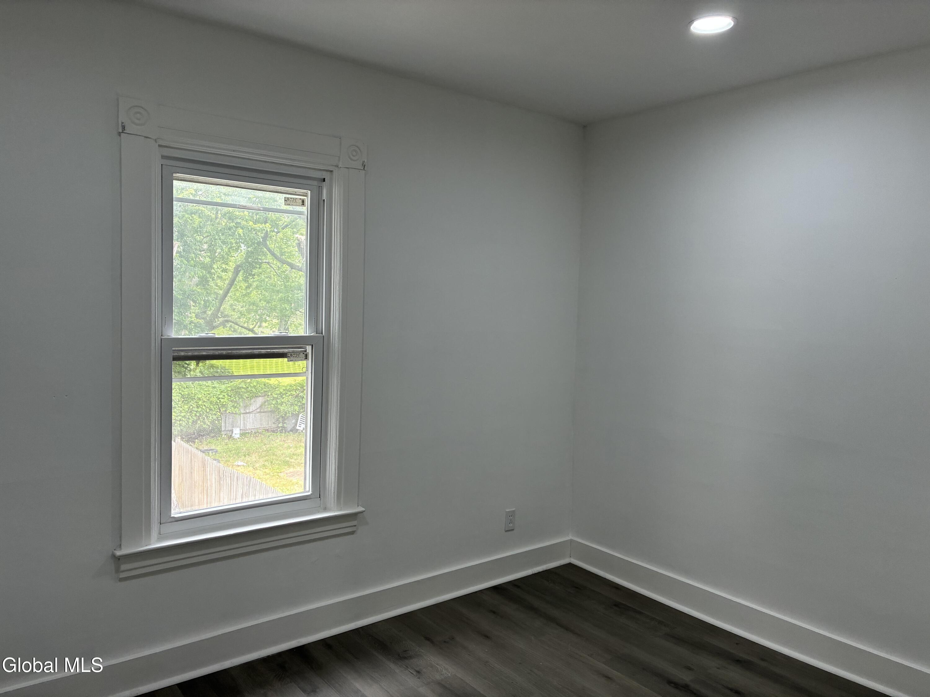 963 Maple Avenue Schenectady, NY 12307 - Photo 32 of 40 IMG_7894