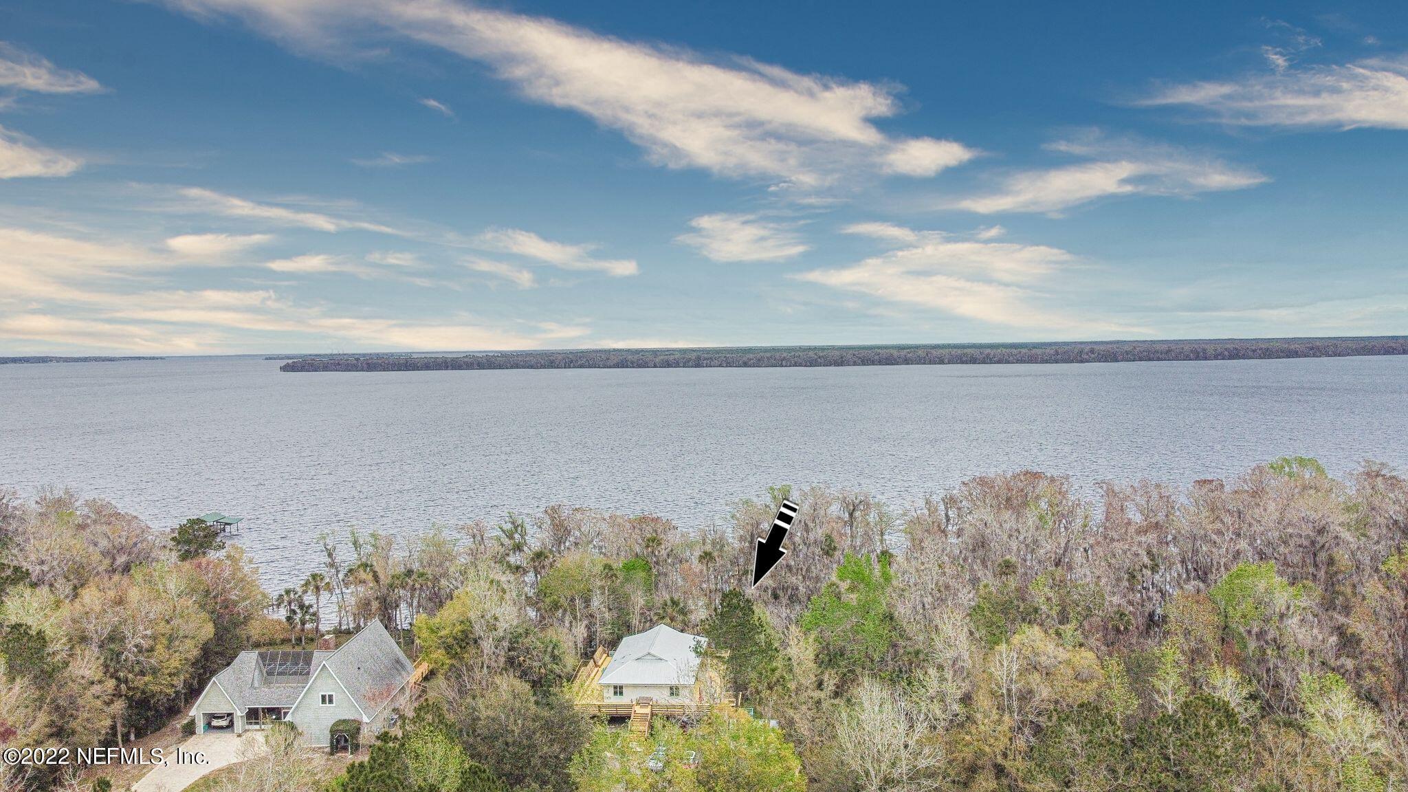 566 Clifton Road Crescent City, FL 32112 - Photo 34 of 41 a view of a lake