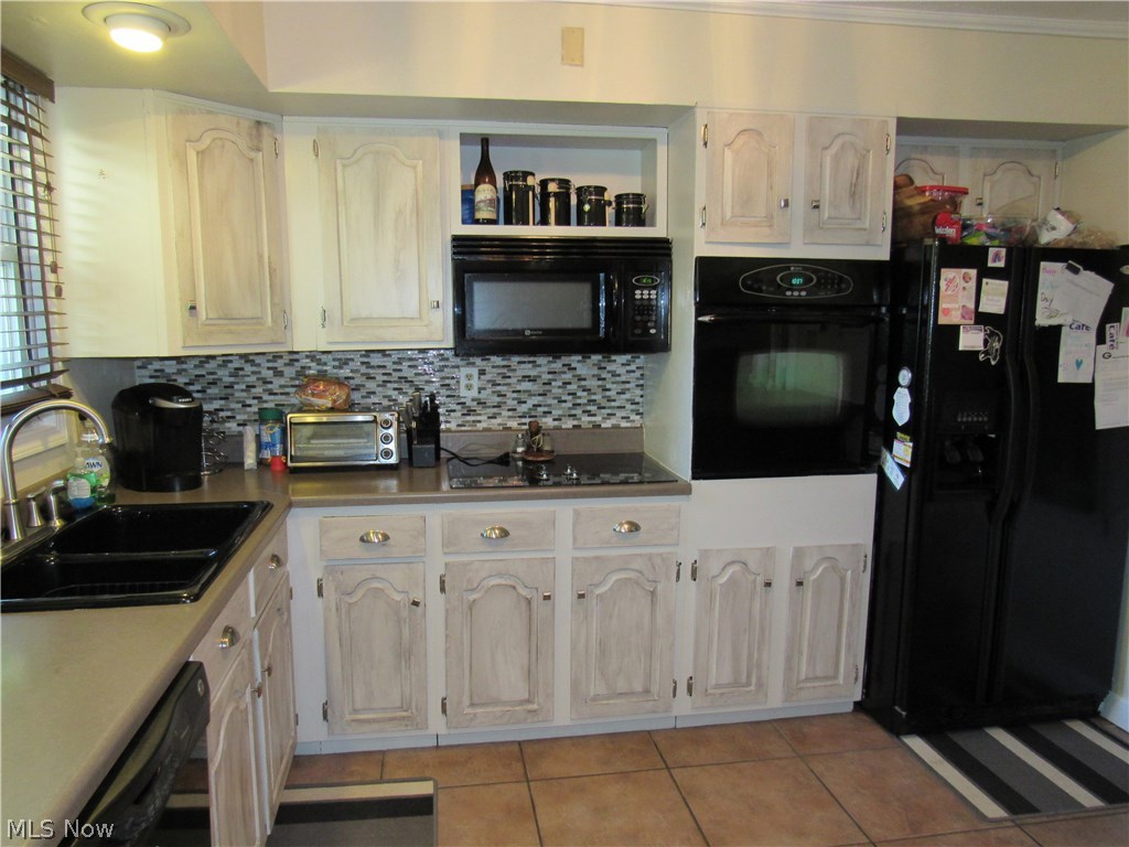 5942 Everett Hull Road Fowler, OH 44418 - Photo 5 of 33 Gallery Image 5