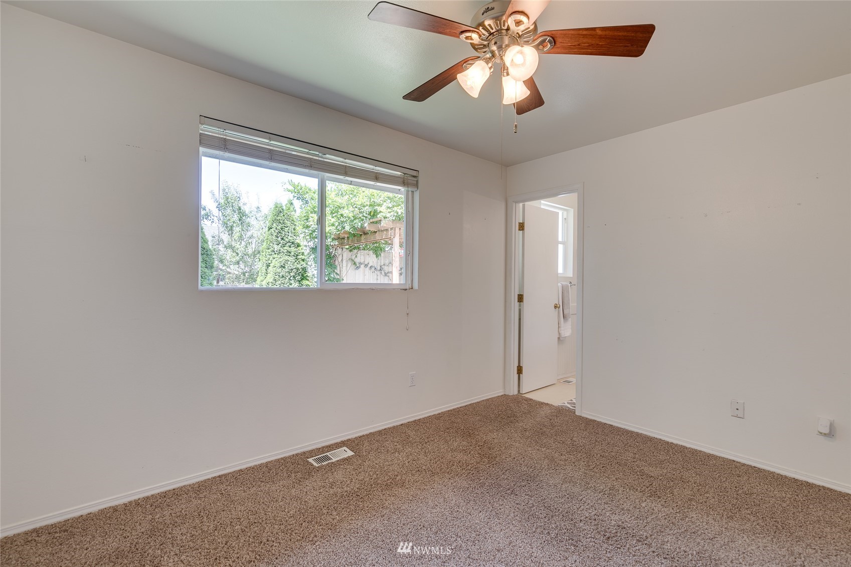 17258 Mountain View Road Southeast Monroe, WA 98272 - Photo 18 of 25 Gallery Image 18