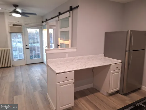 $985 | 5235 Oxford Avenue, Unit 3F, Philadelphia, PA 19124