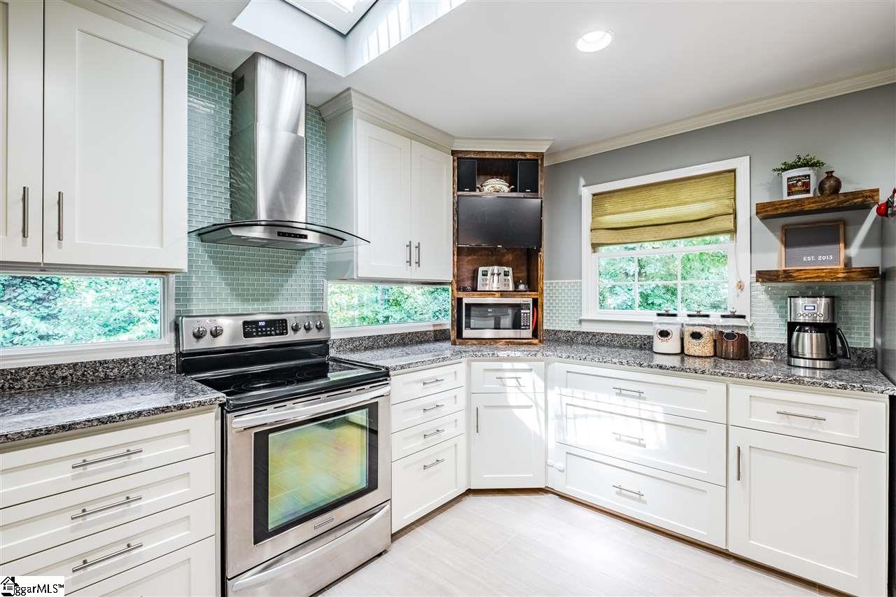 714 Richbourg Road Greenville, SC 29615 - Photo 11 of 31 Gallery Image 11