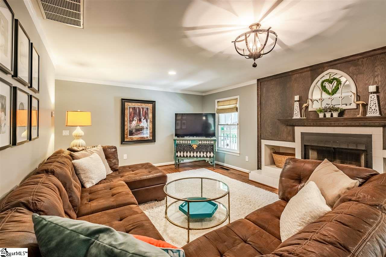 714 Richbourg Road Greenville, SC 29615 - Photo 3 of 31 Gallery Image 3