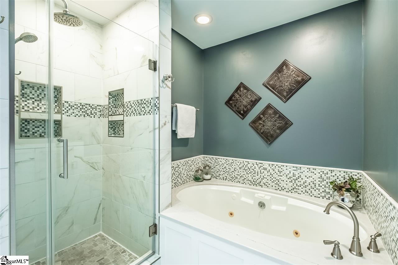 714 Richbourg Road Greenville, SC 29615 - Photo 5 of 31 Gallery Image 5