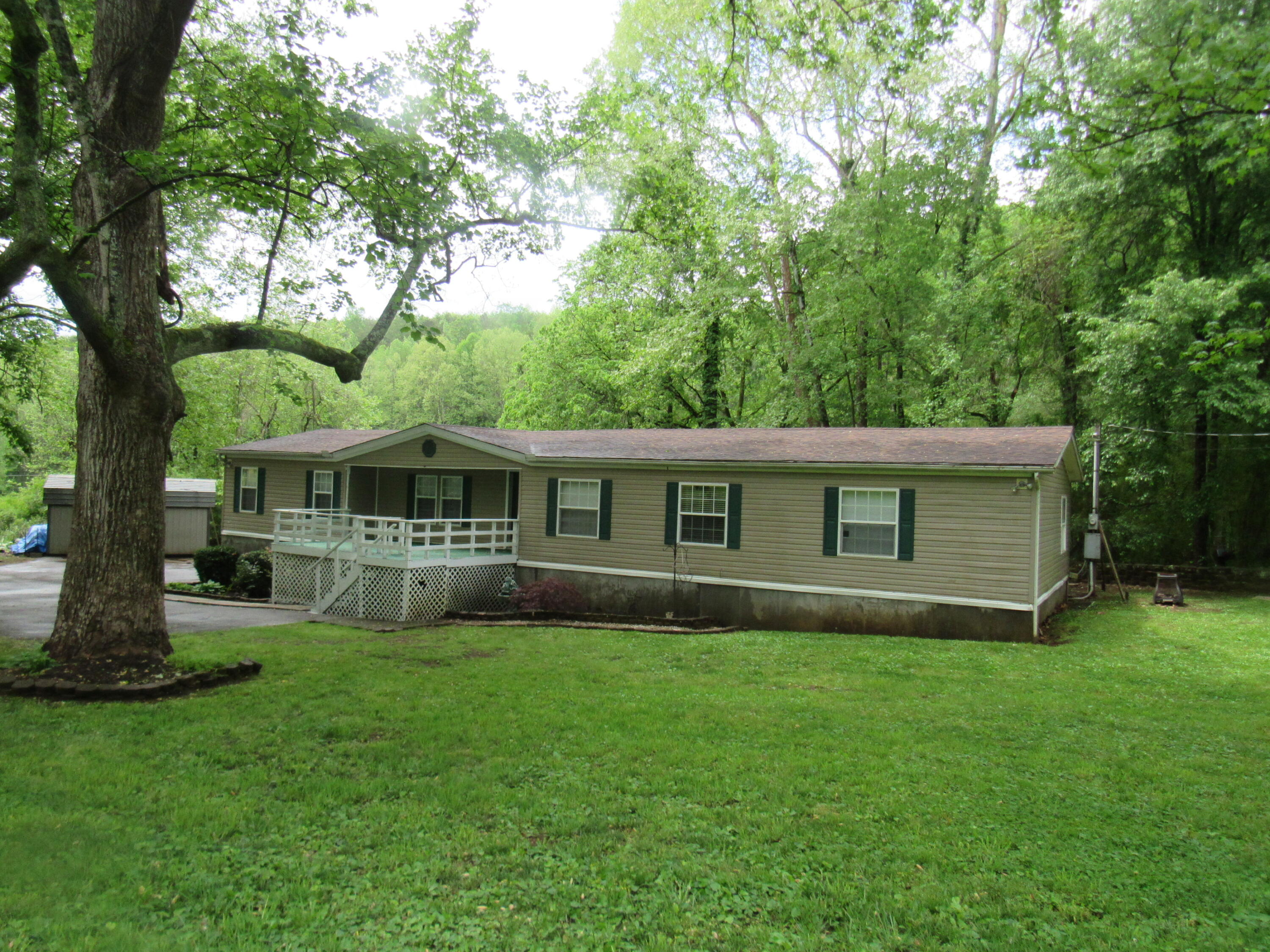 820 Bluff Road Harriman, TN 37748 - Photo 32 of 32 820 Bluff Road
