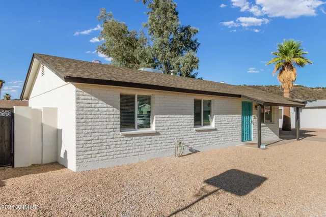 a backyard of a house