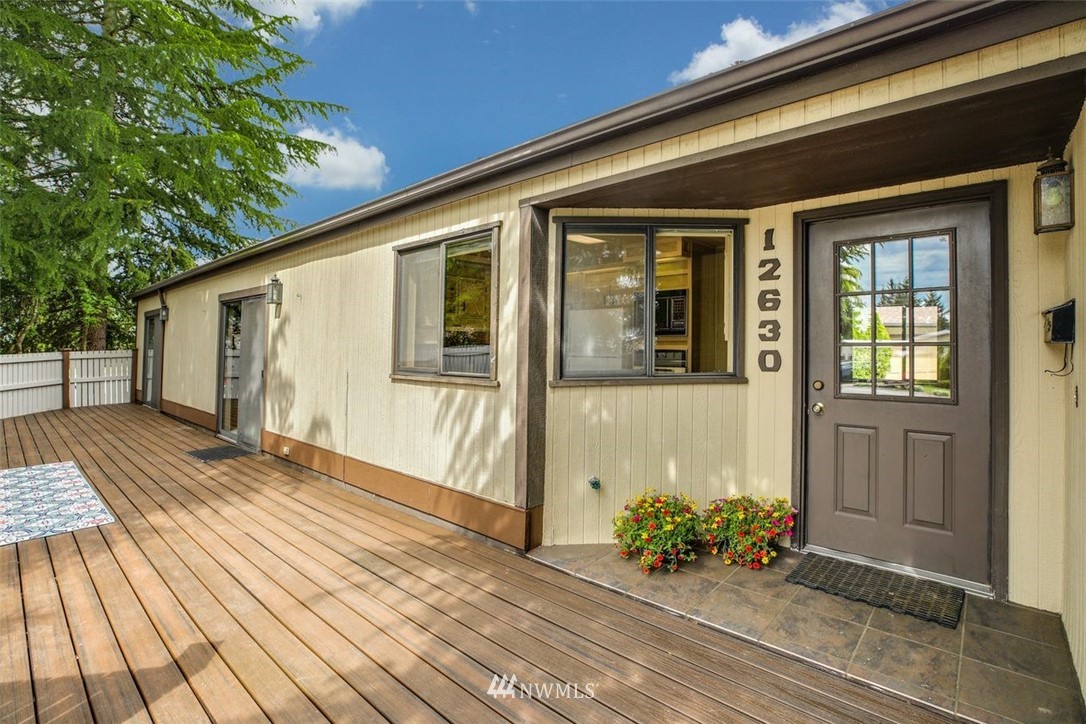 12630 Northeast 197th Street Bothell, WA 98011 - Photo 2 of 29 Gallery Image 2