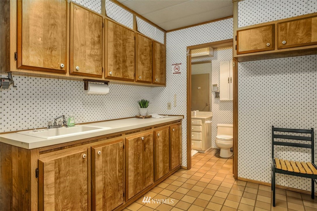 12630 Northeast 197th Street Bothell, WA 98011 - Photo 21 of 29 Gallery Image 21
