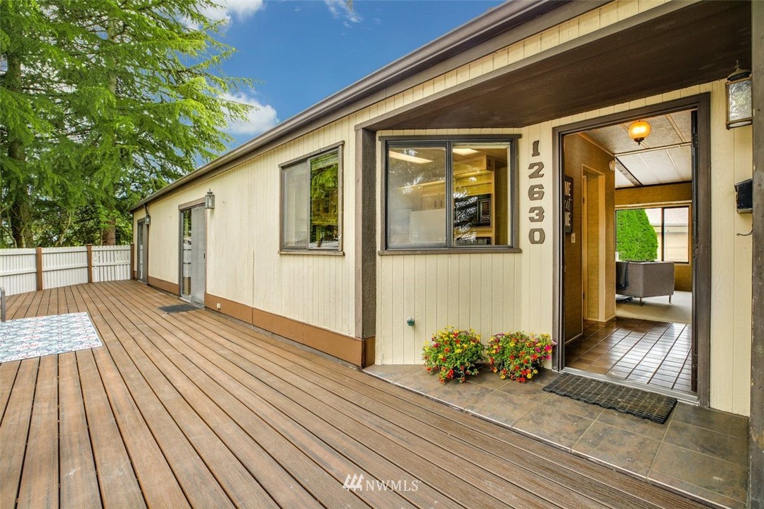 12630 Northeast 197th Street Bothell, WA 98011 - Photo 4 of 29 Gallery Image 4