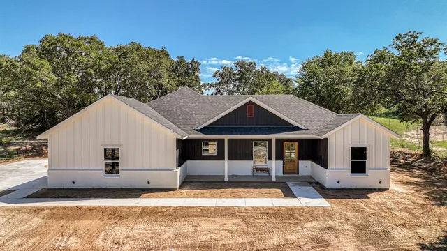 $385,000 | 3451 Lucas Tbd County Road, Paradise, TX 76073