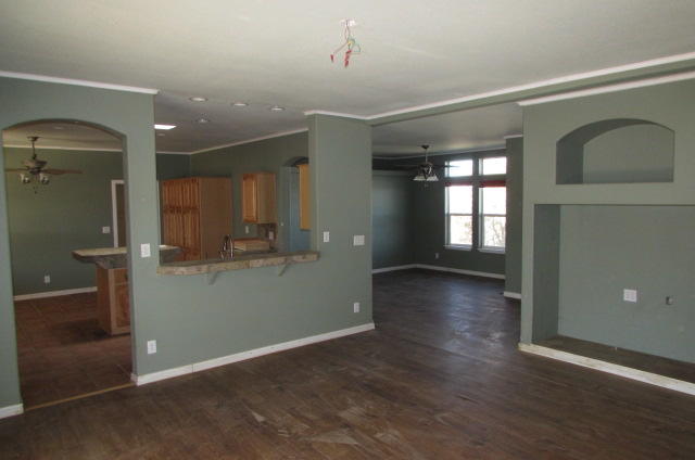 17150 Fort Tejon Road Llano, CA 93544 - Photo 2 of 12 008