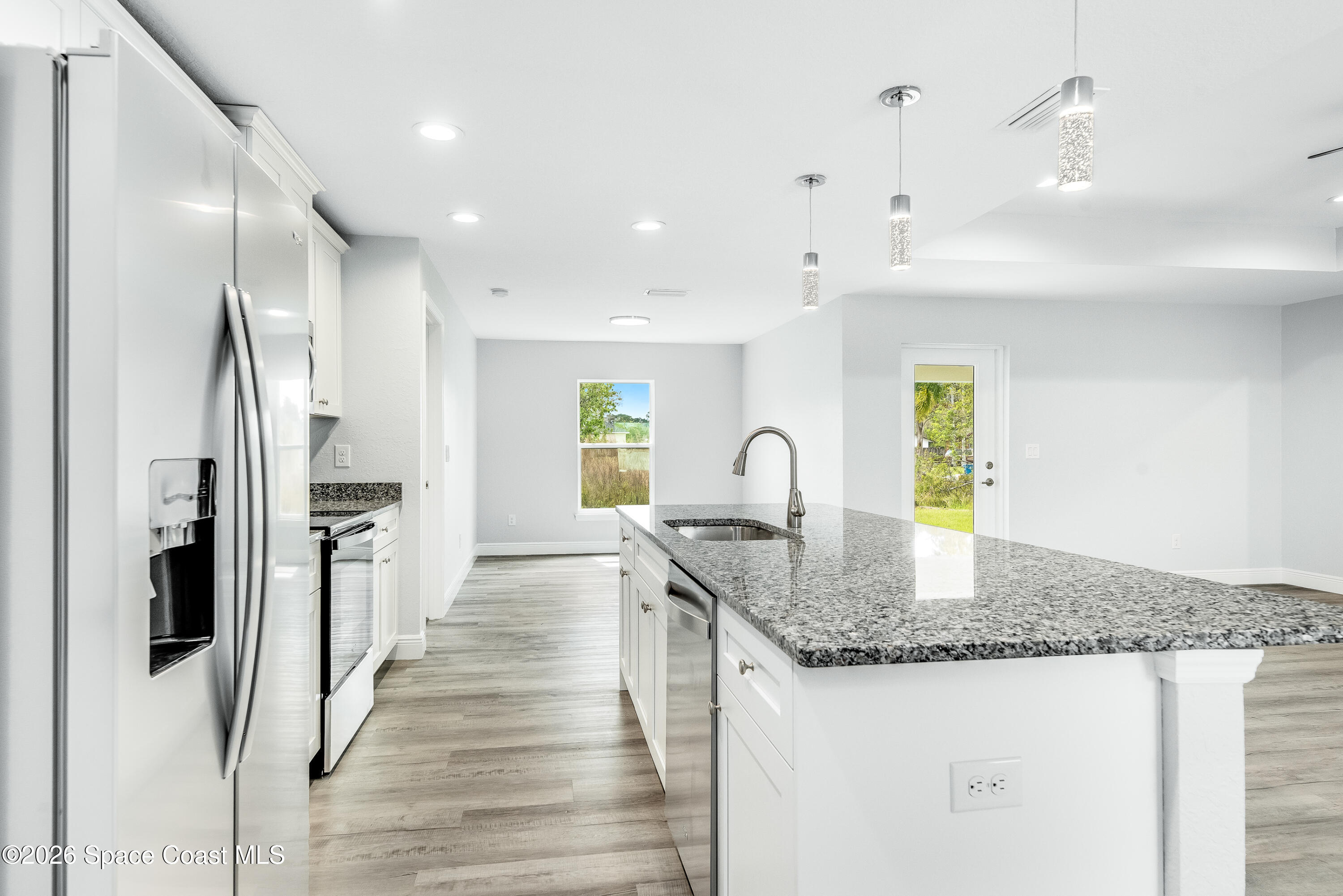 533 Fellenz Street Palm Bay, FL 32908 - Photo 17 of 42 17. Kitchen c