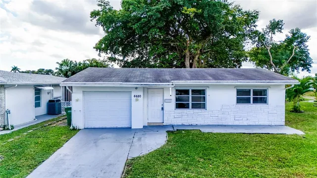 $2,450 | 6680 Northwest 16th Street, Margate, FL 33063