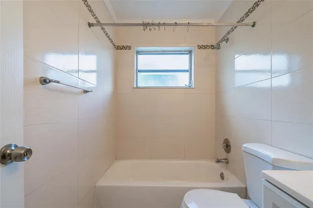 $2,450 | 6680 Northwest 16th Street, Margate, FL 33063