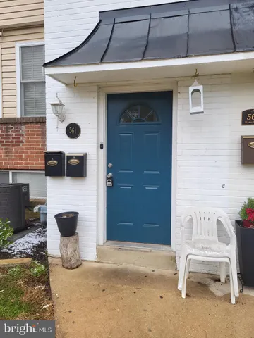 $1,200 | 561 Homestead Road, Unit B, Wilmington, DE 19805