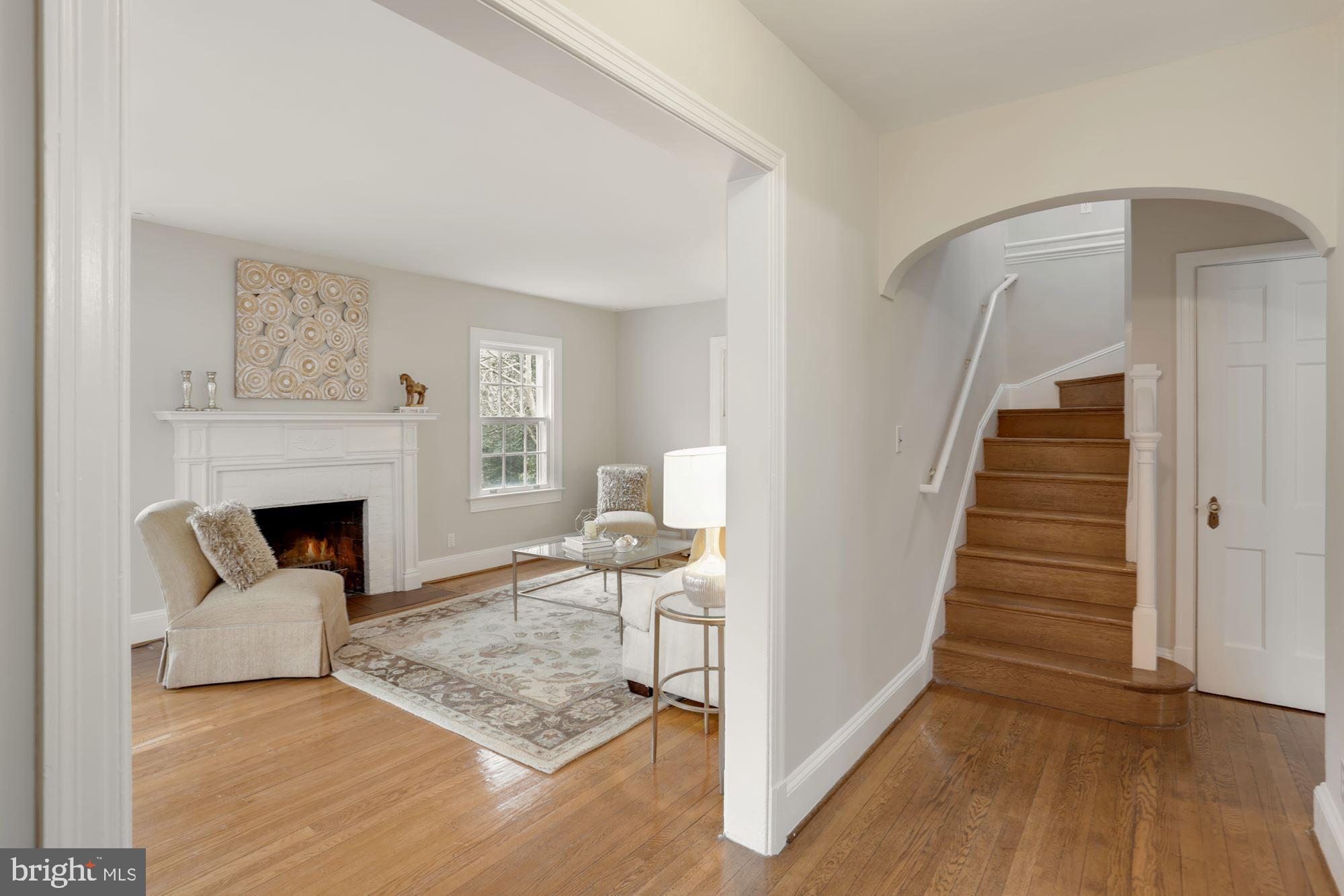 5724 Nebraska Avenue Northwest Washington, DC 20015 - Photo 4 of 28