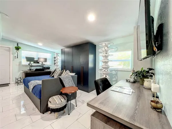 $2,100 | Undisclosed Address, Orlando, FL 32806