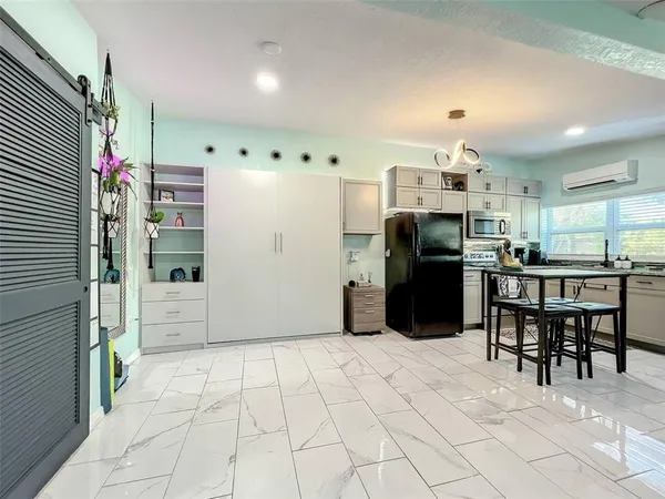 $2,100 | Undisclosed Address, Orlando, FL 32806