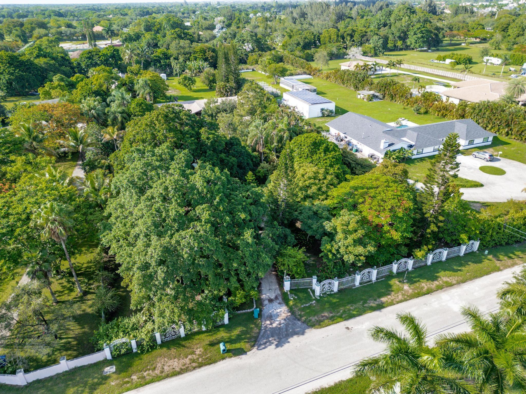 17501 Southwest 61st Court Southwest Ranches, FL 33331 - Photo 11 of 21 Photo 11