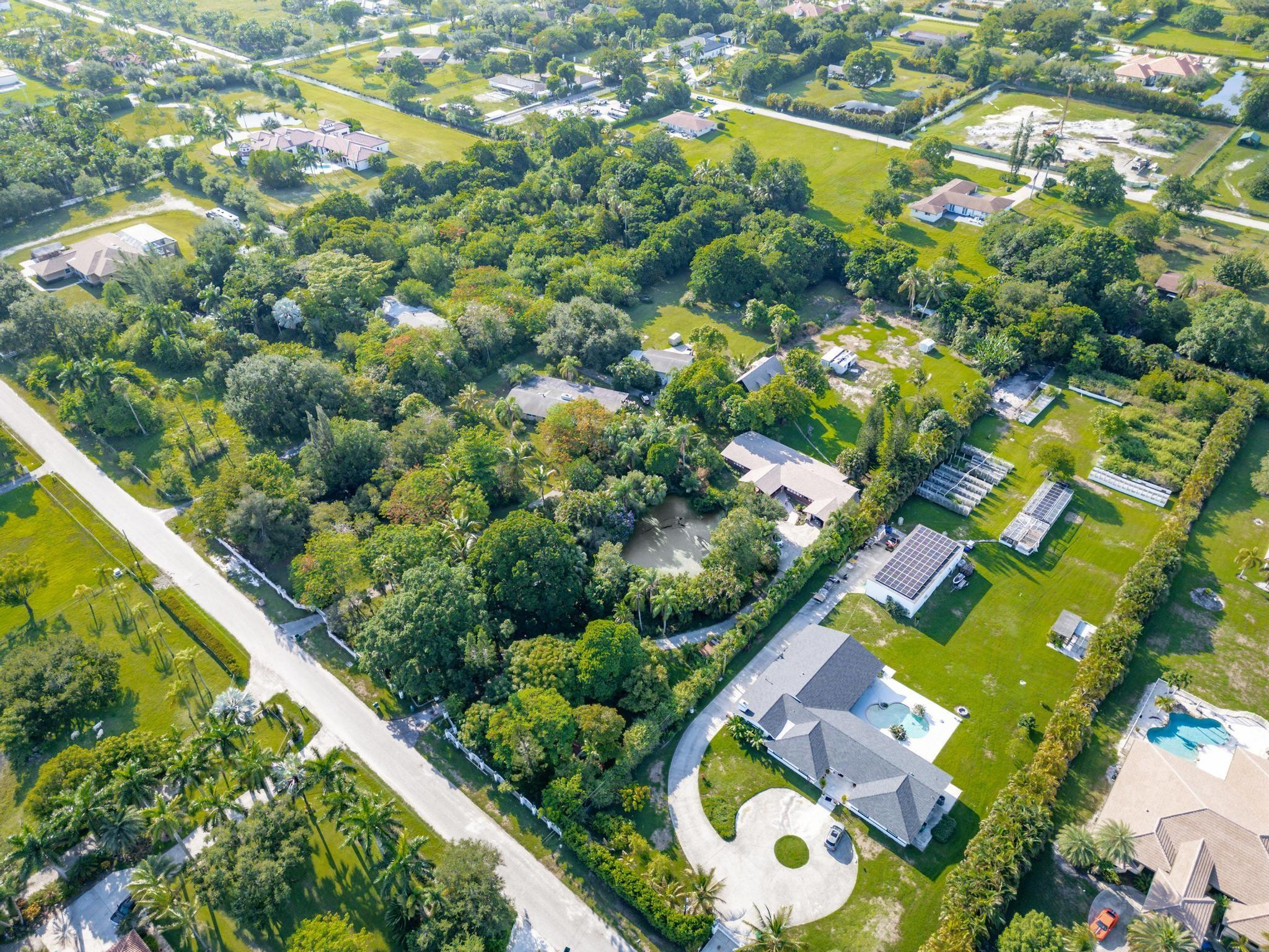 17501 Southwest 61st Court Southwest Ranches, FL 33331 - Photo 6 of 21 Photo 6