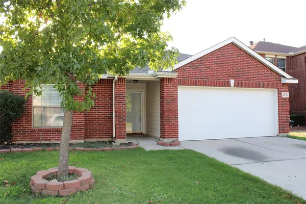 $2,045 | 5820 Show Master Lane, Fort Worth, TX 76179