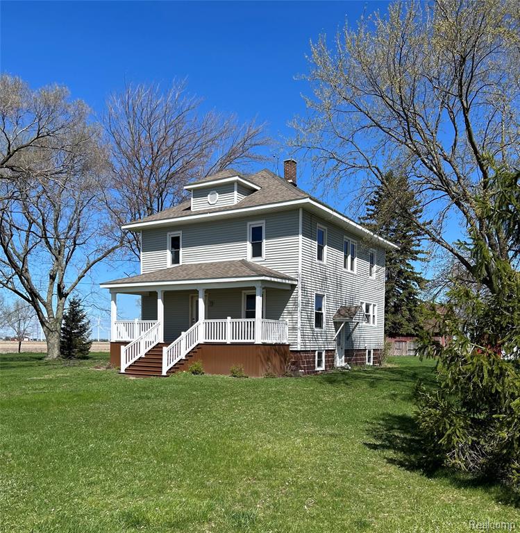 5266 Dutcher Road Akron, MI 48701 - Photo 1 of 21