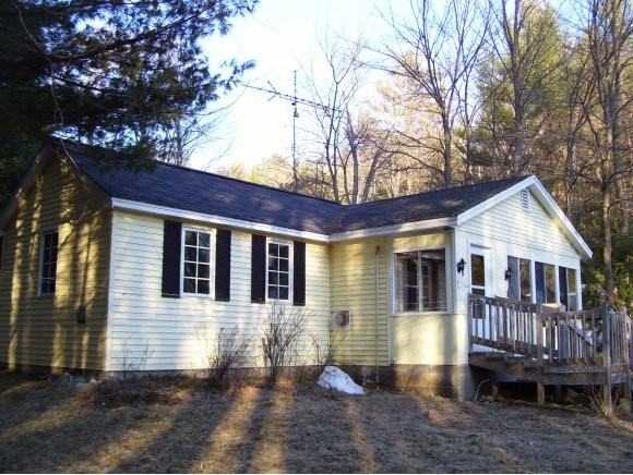 17 Snug Harbor Road Grafton, NH 03240 - Photo 1 of 1