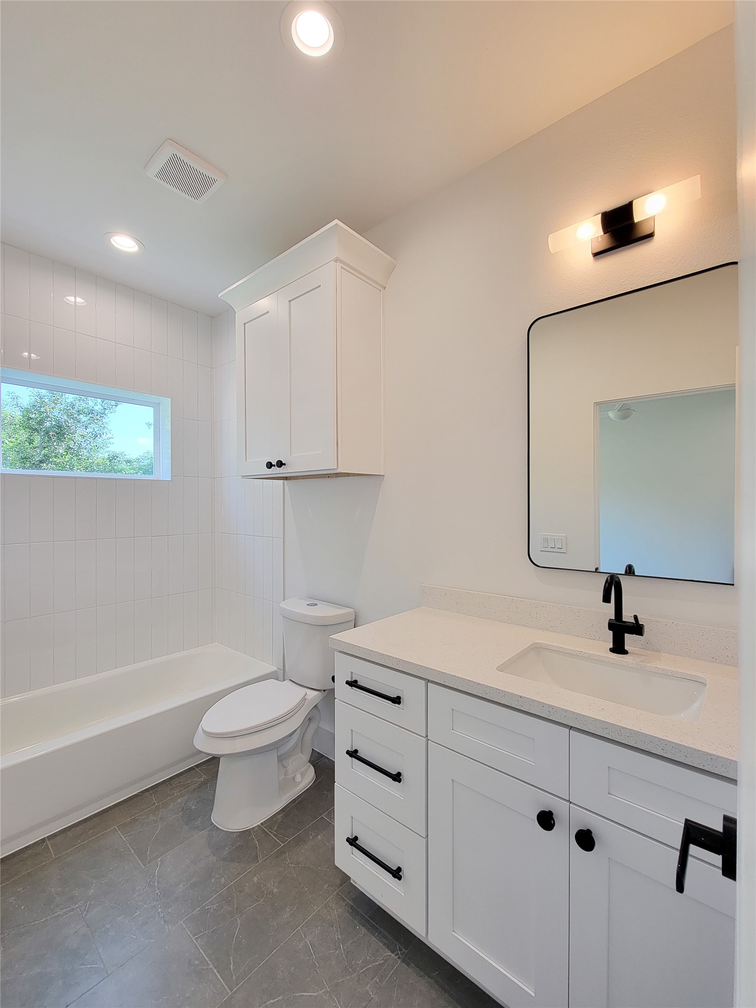 7705 Earl Rudder Way Houston, TX 77055 - Photo 32 of 39