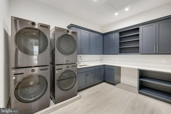 $5,489,000 | 725 Lawton Street, McLean, VA 22101