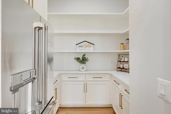 $5,489,000 | 725 Lawton Street, McLean, VA 22101