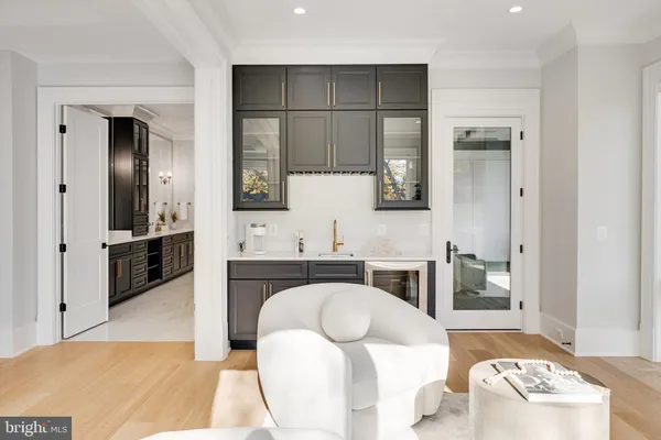 $5,489,000 | 725 Lawton Street, McLean, VA 22101