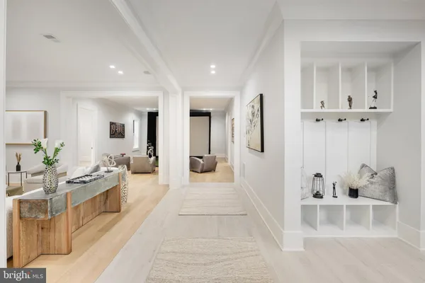 $5,489,000 | 725 Lawton Street, McLean, VA 22101