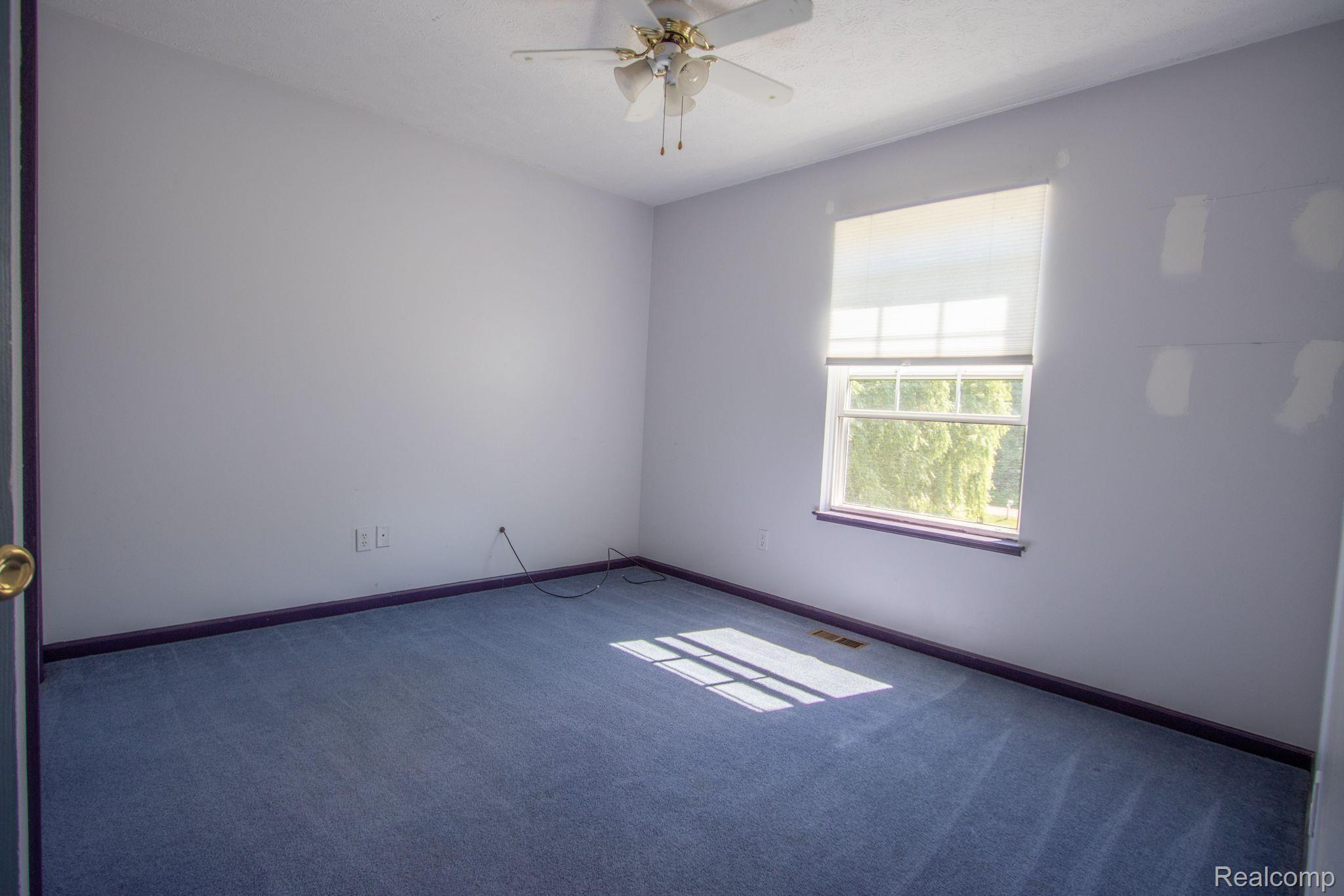 9137 North Nicholson Road Fowlerville, MI 48836 - Photo 7 of 17 Gallery Image 7