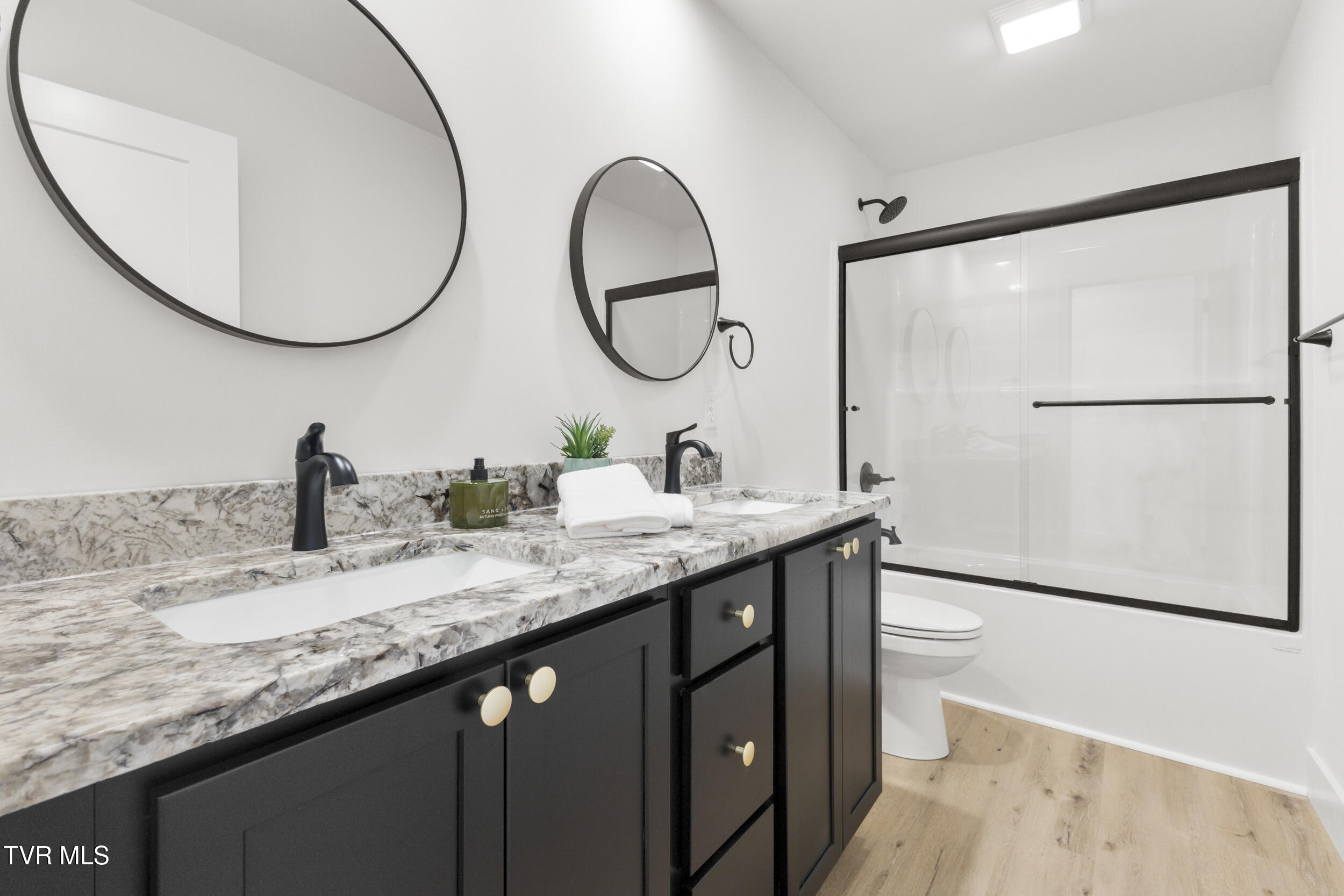 480 Noes Chapel Road Morristown, TN 37814 - Photo 35 of 40 42_img_3527