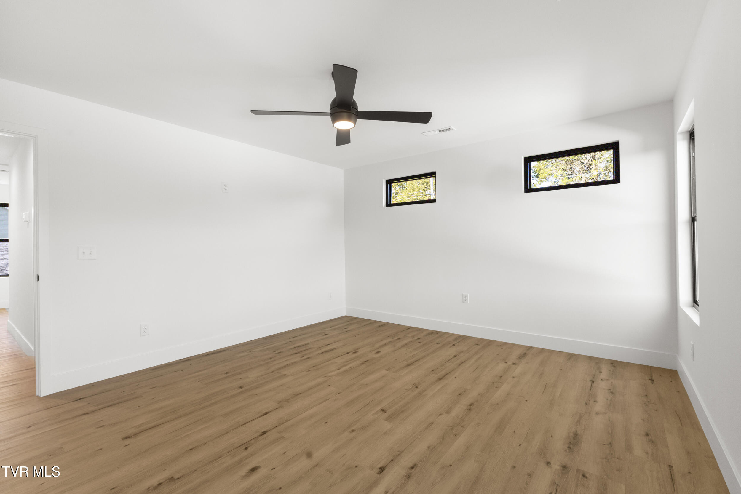 480 Noes Chapel Road Morristown, TN 37814 - Photo 37 of 40 45_img_3543