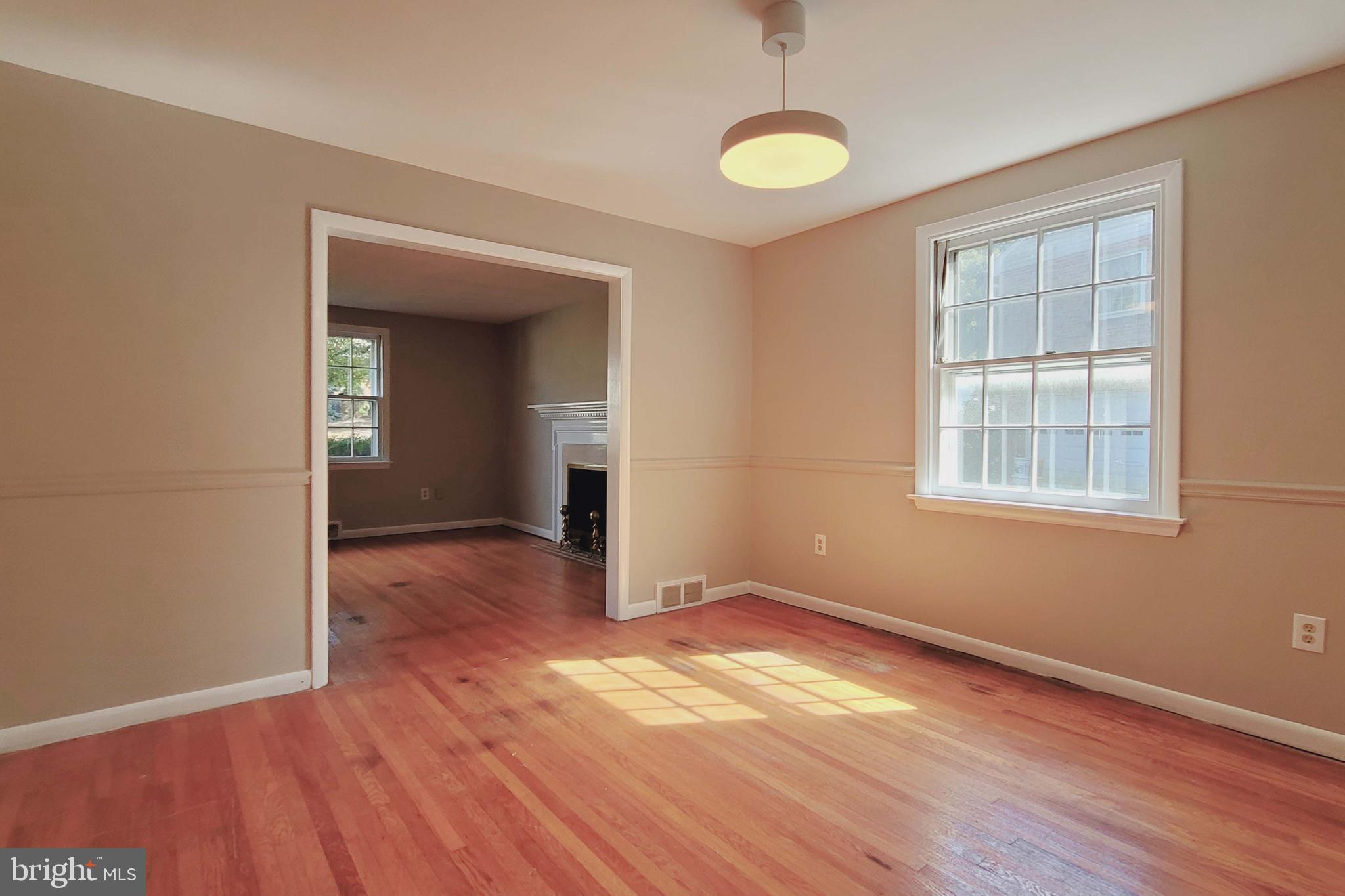 120 Snyder Lane Springfield, PA 19064 - Photo 8 of 28 Gallery Image 8