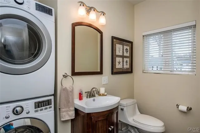 $4,500 | 4 24th Avenue, Vienna, NY 13157