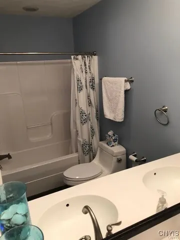 $4,500 | 4 24th Avenue, Vienna, NY 13157