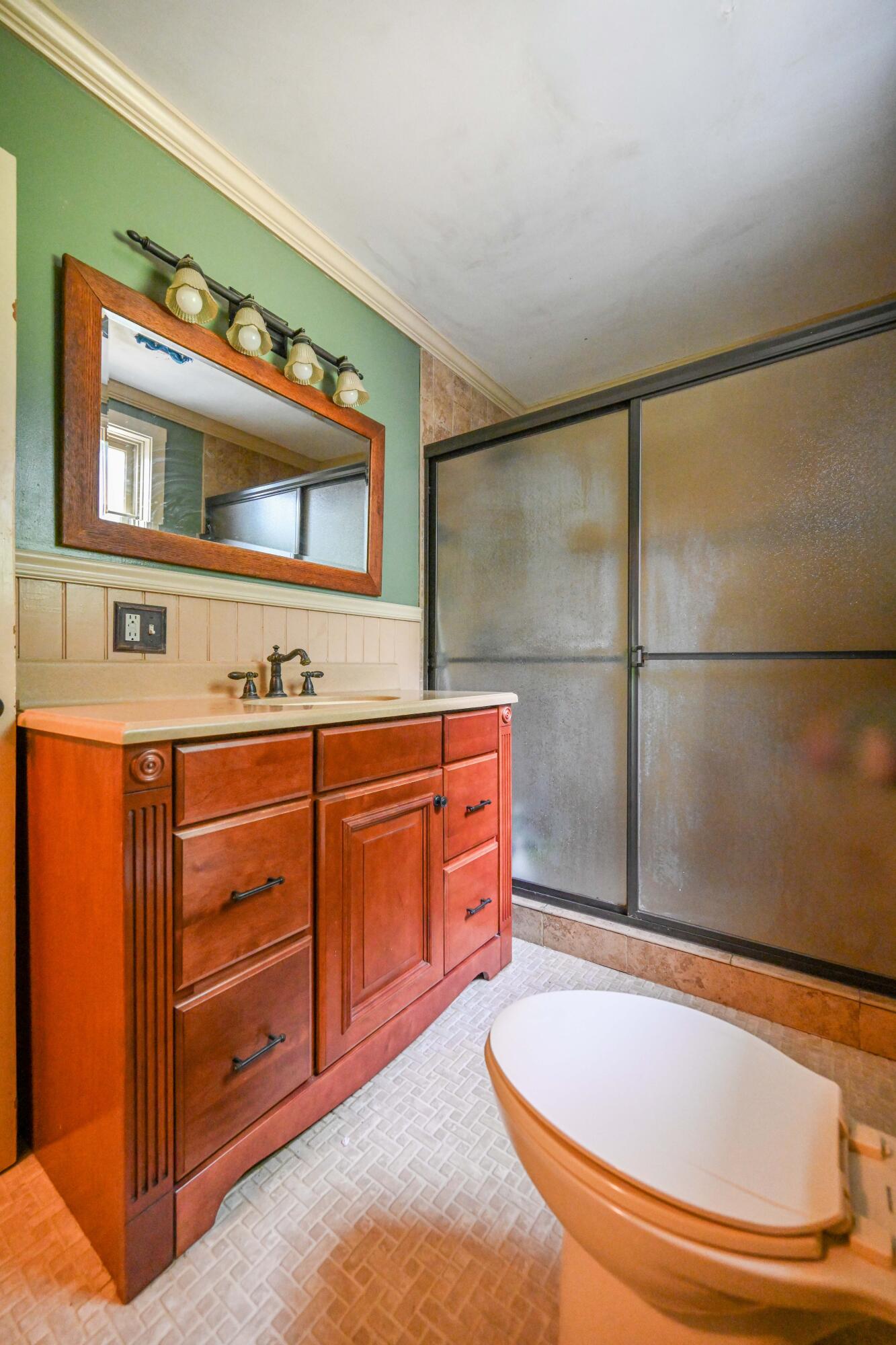 92 Staples Road Newfield, ME 04095 - Photo 26 of 60 First Floor Full Bath