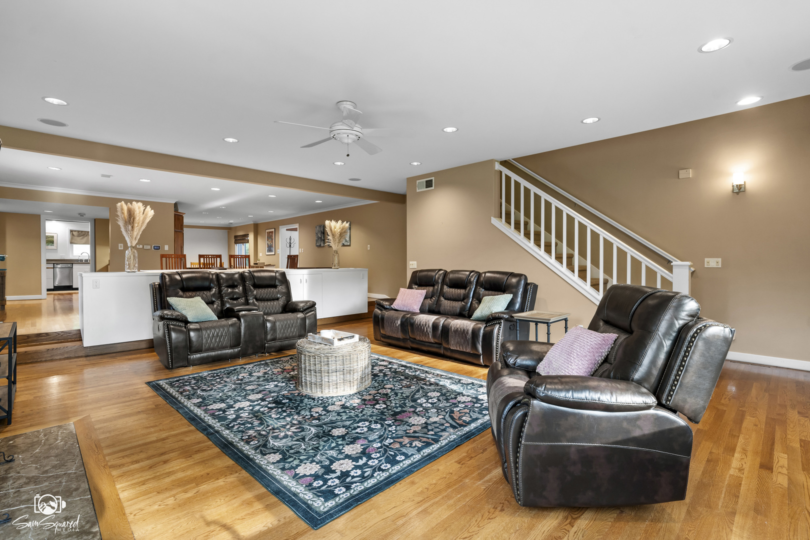 1886 Springview Drive Kankakee, IL 60901 - Photo 25 of 42 a living room with furniture and a rug