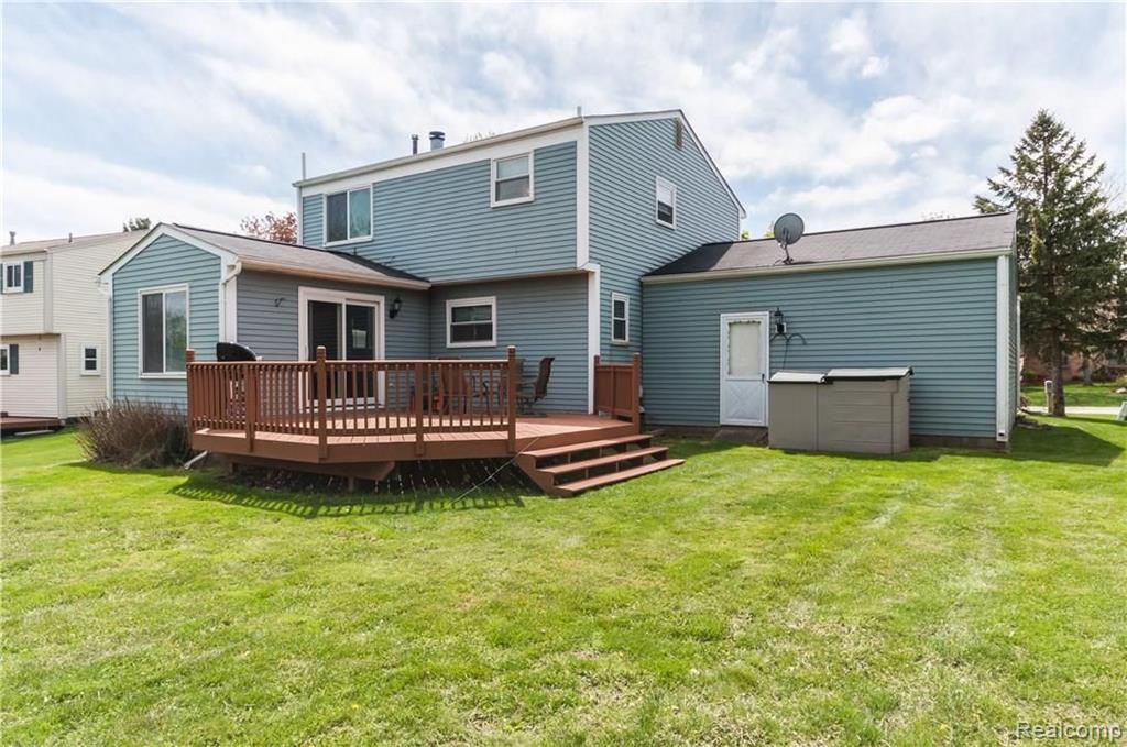 231 Arlington Drive Rochester Hills, MI 48307 - Photo 26 of 29