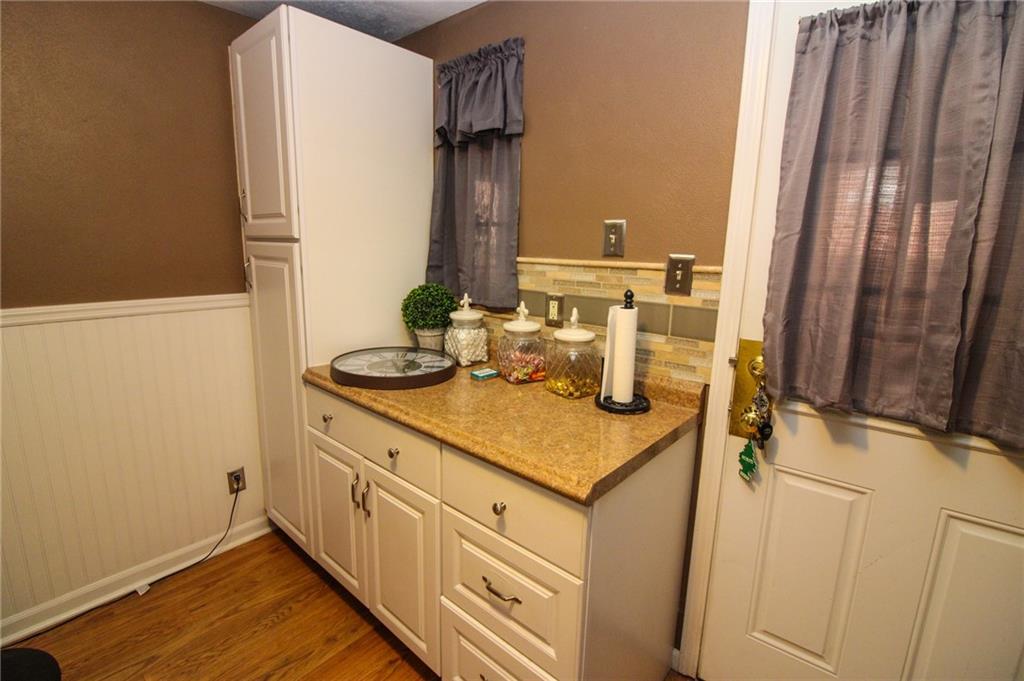 1013 3rd Street McKees Rocks, PA 15136 - Photo 5 of 18