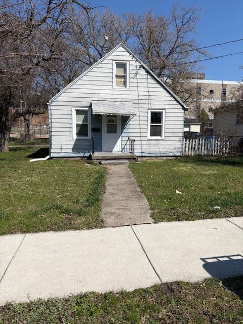 226 Dunlap Street Lansing, MI 48910 - Photo 3 of 13 IMG_4153