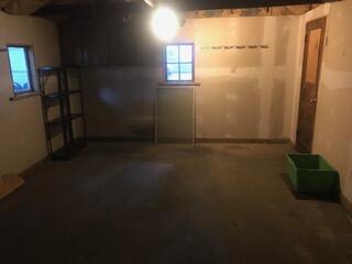 226 Dunlap Street Lansing, MI 48910 - Photo 10 of 13 226 Dunlap Garage